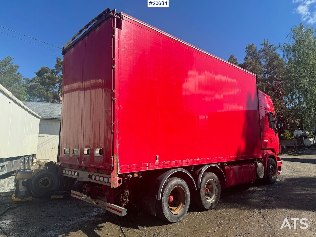 Scania R560 - Грузовик с закрытым кузовом: фото 3 Scania R560 - Грузовик с закрытым кузовом: фото 3