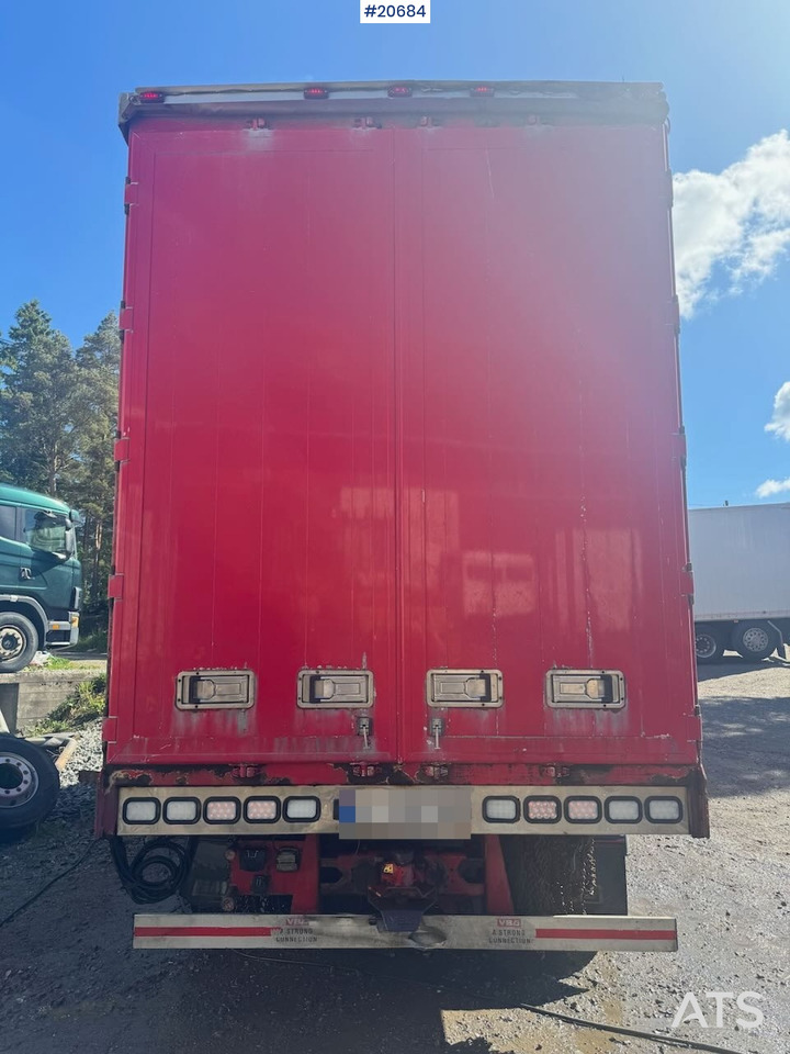 Scania R560 - Грузовик с закрытым кузовом: фото 4 Scania R560 - Грузовик с закрытым кузовом: фото 4