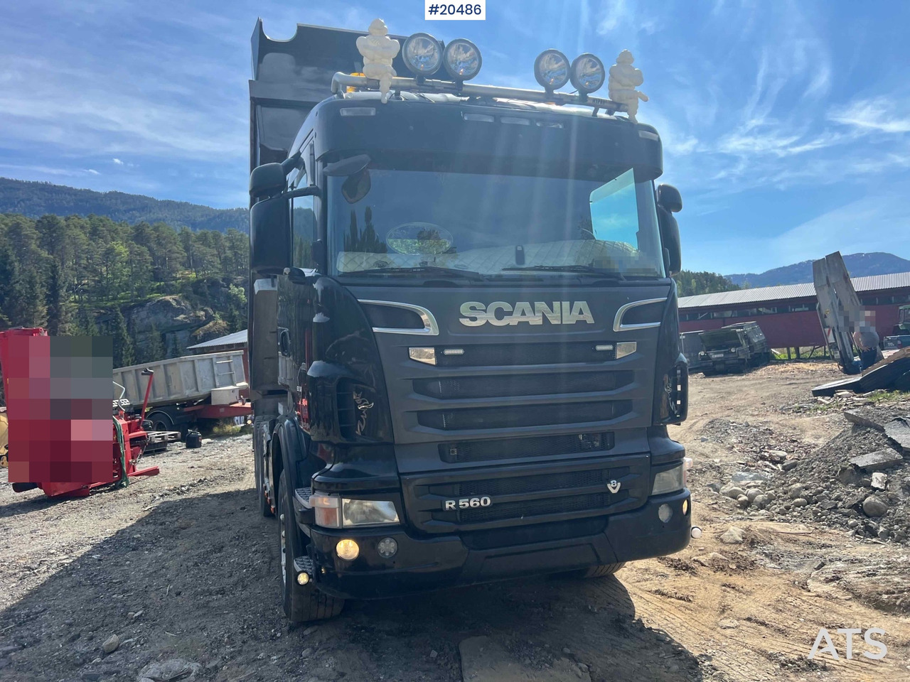 Самосвал Scania R560: фото 8