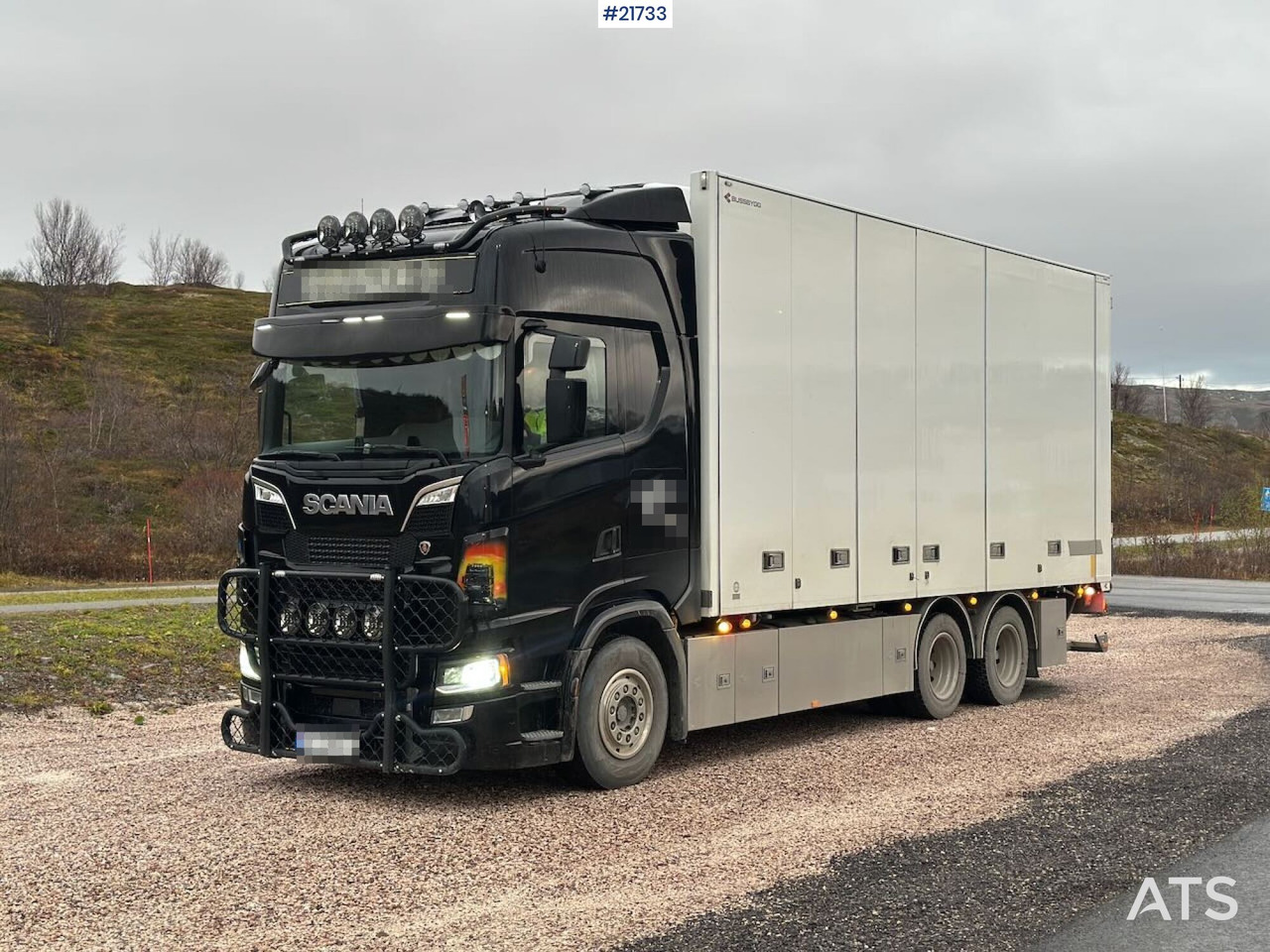 Scania S580 6x4 skapbil m/ kjøl, frys og varme og 2 sett dekk. SE VIDEO - Грузовик с закрытым кузовом: фото 1 Scania S580 6x4 skapbil m/ kjøl, frys og varme og 2 sett dekk. SE VIDEO - Грузовик с закрытым кузовом: фото 1