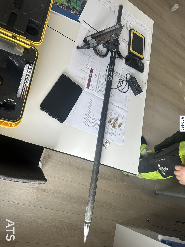 Geomax GPS komplett - Строительная техника: фото 3 Geomax GPS komplett - Строительная техника: фото 3