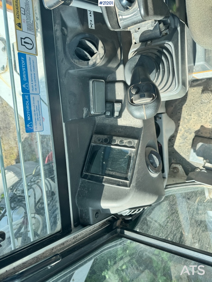 Гусеничный экскаватор Takeuchi TB280FR: фото 25