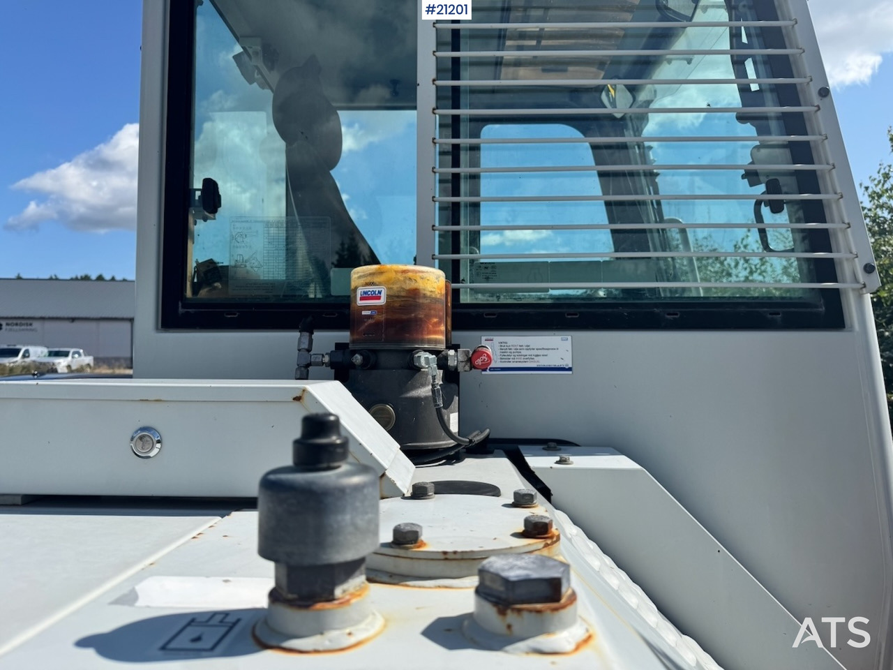 Гусеничный экскаватор Takeuchi TB280FR: фото 9