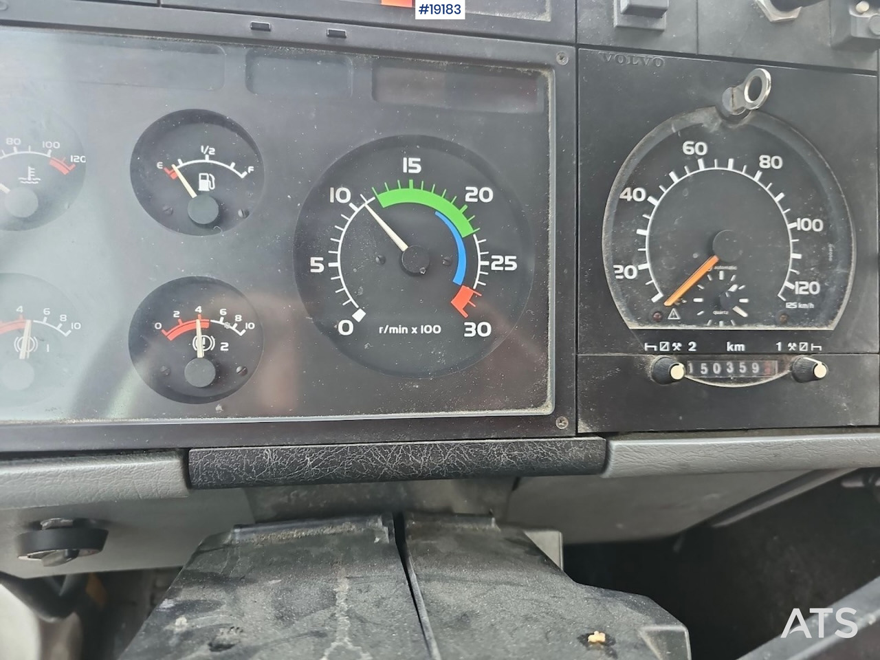 Volvo FL6 - Грузовик бортовой/ Платформа: фото 5 Volvo FL6 - Грузовик бортовой/ Платформа: фото 5
