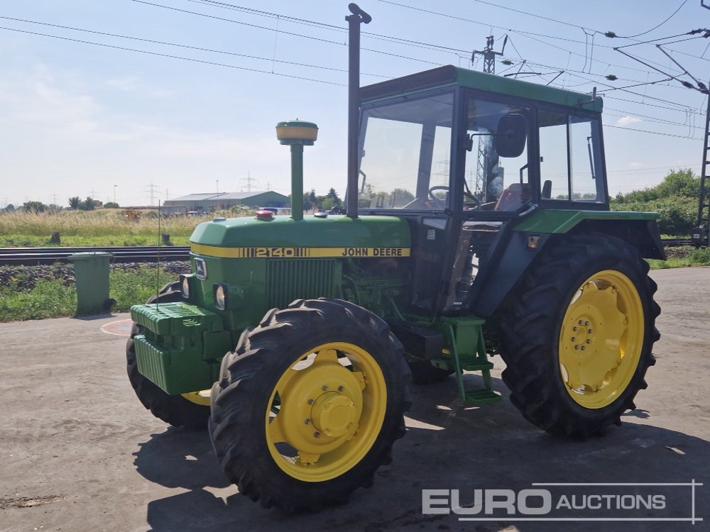 1980 John Deere 2140 - Трактор: фото 1 1980 John Deere 2140 - Трактор: фото 1