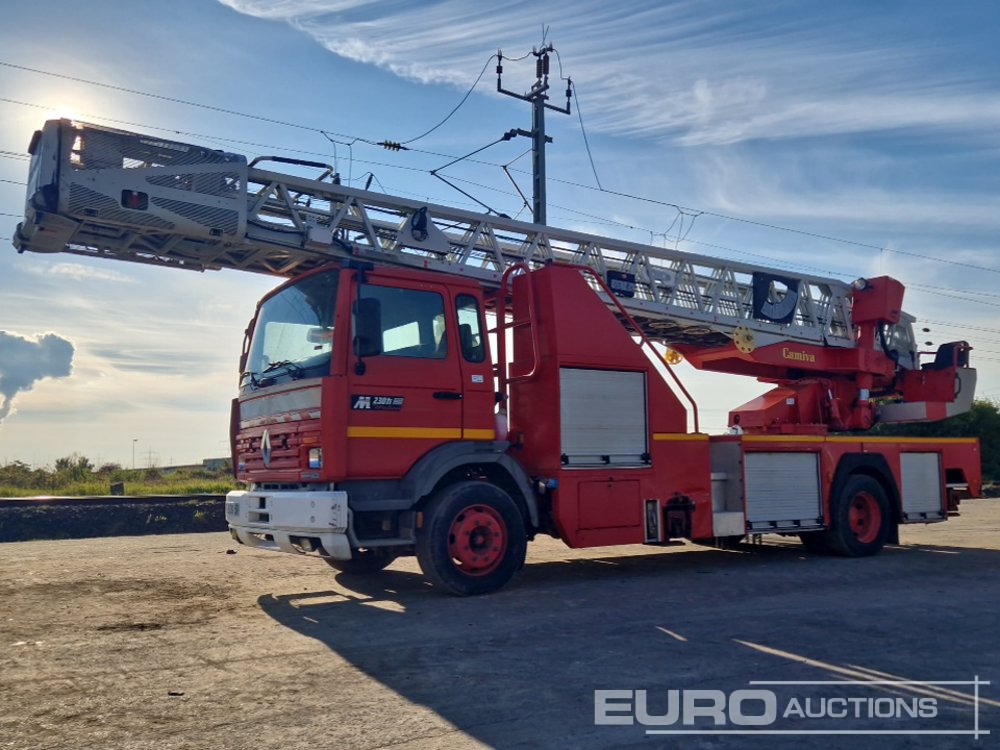 1999 Renault M230TI 4x2 Firebrigade Access Truck, Manual Gearbox (French Reg. Docs Available) - Грузовик с подъемником: фото 1 1999 Renault M230TI 4x2 Firebrigade Access Truck, Manual Gearbox (French Reg. Docs Available) - Грузовик с подъемником: фото 1