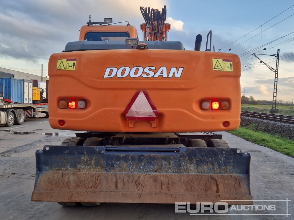 2010 Doosan DX170W - Колёсный экскаватор: фото 4 2010 Doosan DX170W - Колёсный экскаватор: фото 4