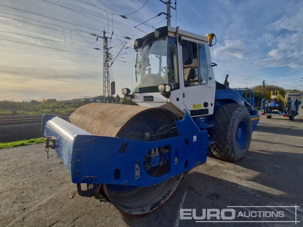 2011 Bomag BW 213 D-4 - Каток: фото 1 2011 Bomag BW 213 D-4 - Каток: фото 1