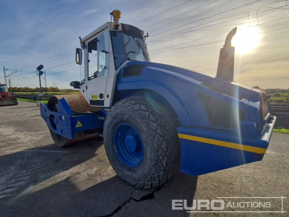 2011 Bomag BW 213 D-4 - Каток: фото 3 2011 Bomag BW 213 D-4 - Каток: фото 3