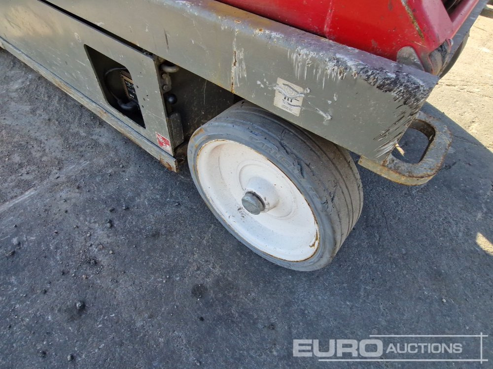 2014 SkyJack SJ111-4632 - Ножничный подъемник: фото 5 2014 SkyJack SJ111-4632 - Ножничный подъемник: фото 5