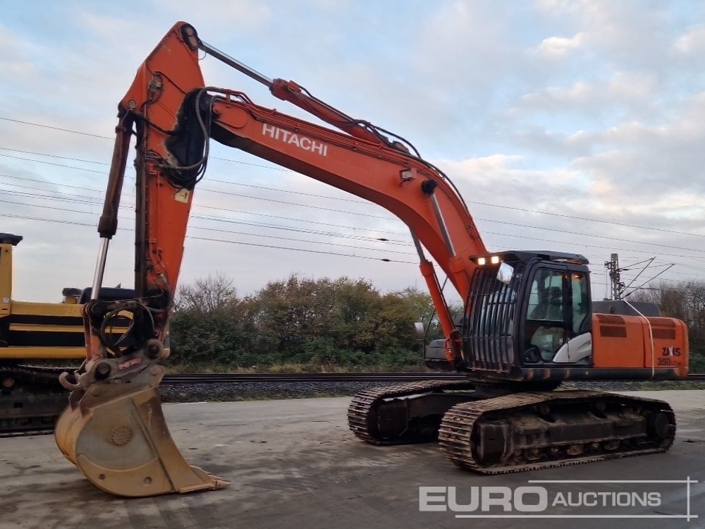 2015 Hitachi ZX350LCN-5B - Гусеничный экскаватор: фото 1 2015 Hitachi ZX350LCN-5B - Гусеничный экскаватор: фото 1