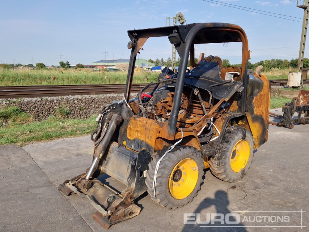 2016 JCB 155 - Мини-погрузчик с бортовым поворотом: фото 1 2016 JCB 155 - Мини-погрузчик с бортовым поворотом: фото 1