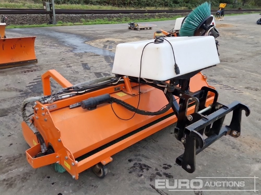 2021 WS-240 Sweeper Attachment - Строительное оборудование: фото 2 2021 WS-240 Sweeper Attachment - Строительное оборудование: фото 2
