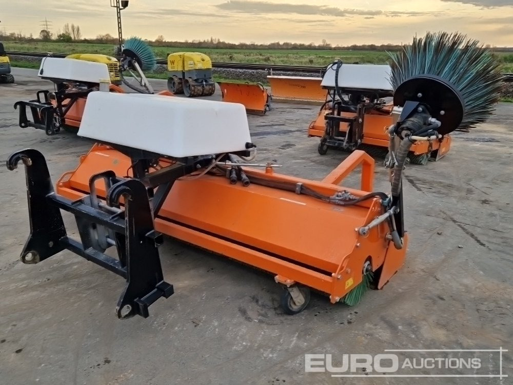 2021 WS-260 Sweeper Attachment - Строительное оборудование: фото 3 2021 WS-260 Sweeper Attachment - Строительное оборудование: фото 3