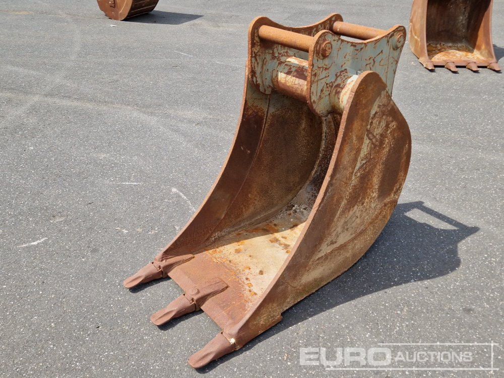 26" Digging Bucket to suit Volvo EC160 - Ковш: фото 1 26" Digging Bucket to suit Volvo EC160 - Ковш: фото 1