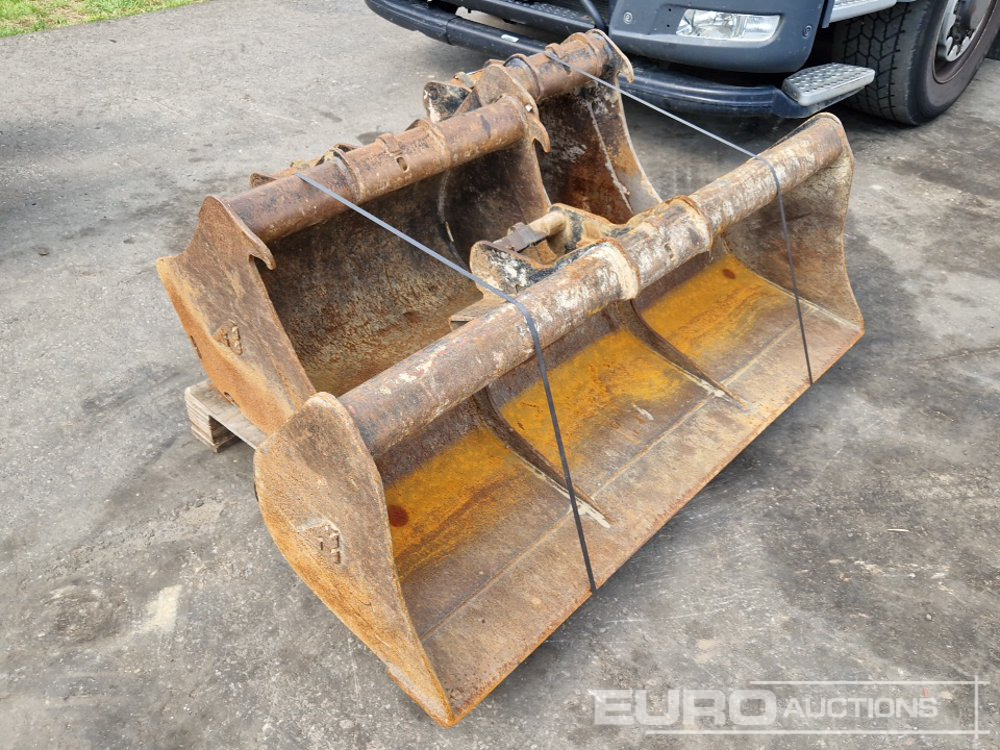 60" Ditching, 32", 16" Digging Buckets to suit ARDEN QA10 - Ковш: фото 4 60" Ditching, 32", 16" Digging Buckets to suit ARDEN QA10 - Ковш: фото 4