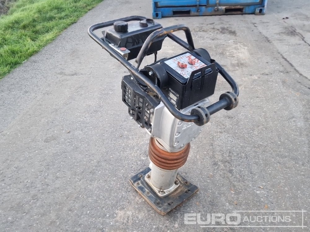 Bomag BT65/4 - Асфальтоукладочная техника: фото 4 Bomag BT65/4 - Асфальтоукладочная техника: фото 4