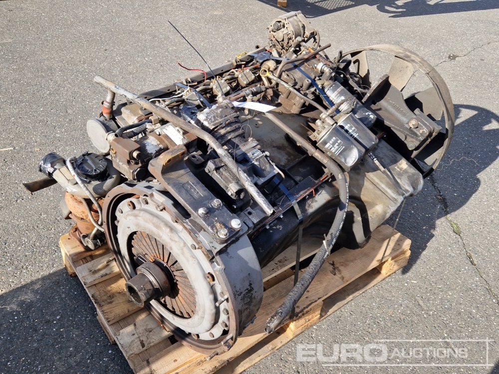 Deutz 6 Cylinder Turbo Diesel Engine - Двигатель: фото 1 Deutz 6 Cylinder Turbo Diesel Engine - Двигатель: фото 1
