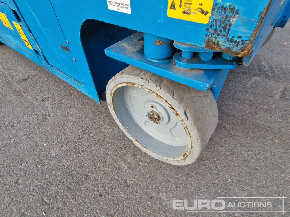 Genie GS-2646 - Ножничный подъемник: фото 5 Genie GS-2646 - Ножничный подъемник: фото 5