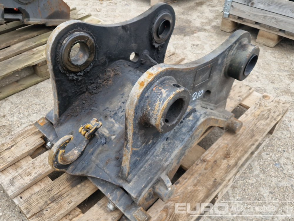 Hydraulic Quick Coupler CW30 to suit Komatsu PC210 - Ковш: фото 3 Hydraulic Quick Coupler CW30 to suit Komatsu PC210 - Ковш: фото 3