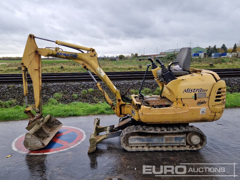 Komatsu PC12R-8 - Мини-экскаватор: фото 2 Komatsu PC12R-8 - Мини-экскаватор: фото 2