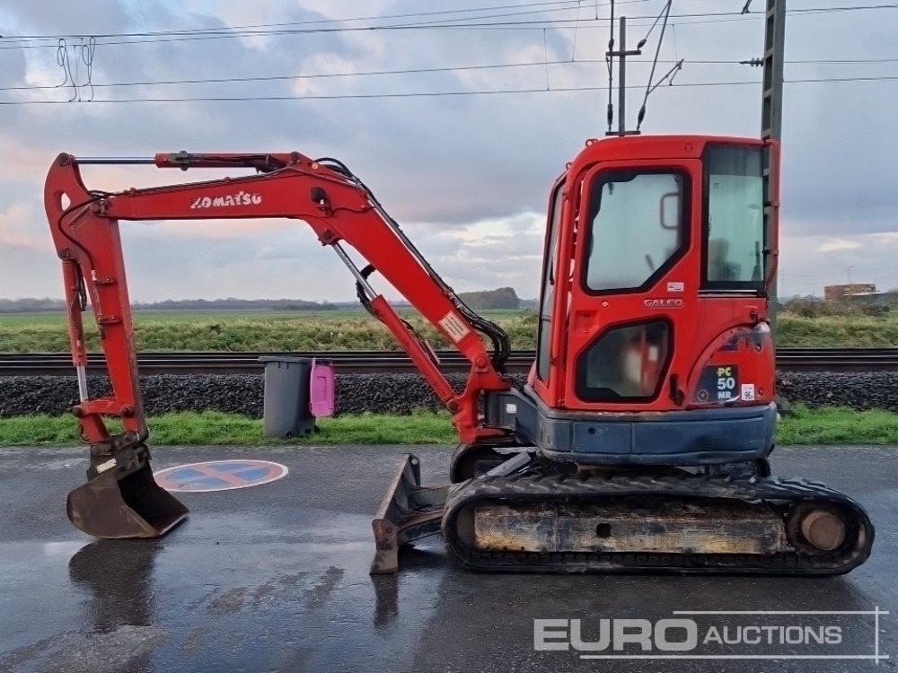 Komatsu PC50 MR-2 - Мини-экскаватор: фото 2 Komatsu PC50 MR-2 - Мини-экскаватор: фото 2