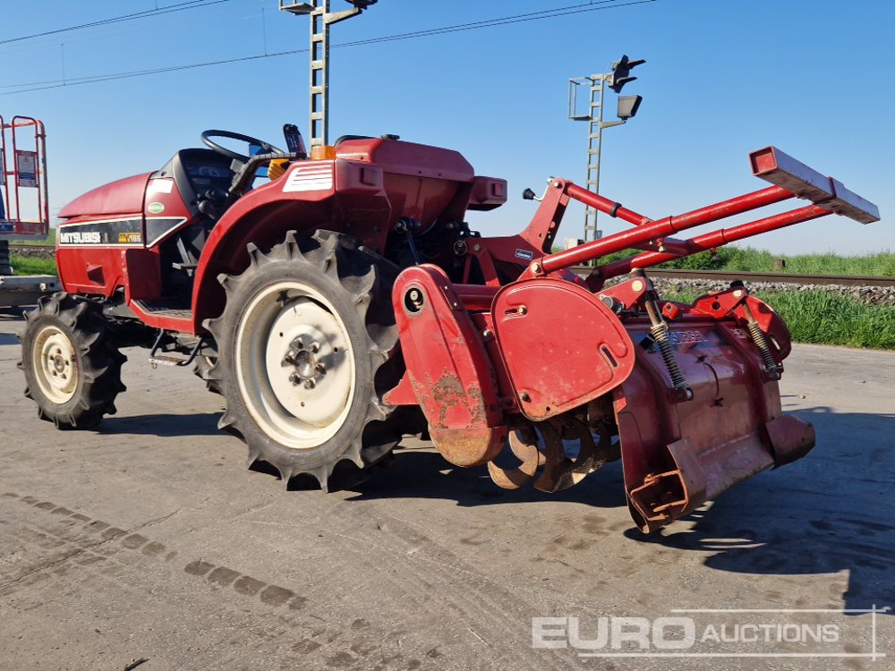 Mitsubishi MT165 - Минитрактор: фото 3 Mitsubishi MT165 - Минитрактор: фото 3