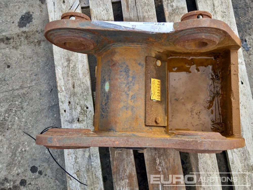 NADO Quick Hitch to suit Hitachi ZX140 - Сцепное устройство: фото 5 NADO Quick Hitch to suit Hitachi ZX140 - Сцепное устройство: фото 5