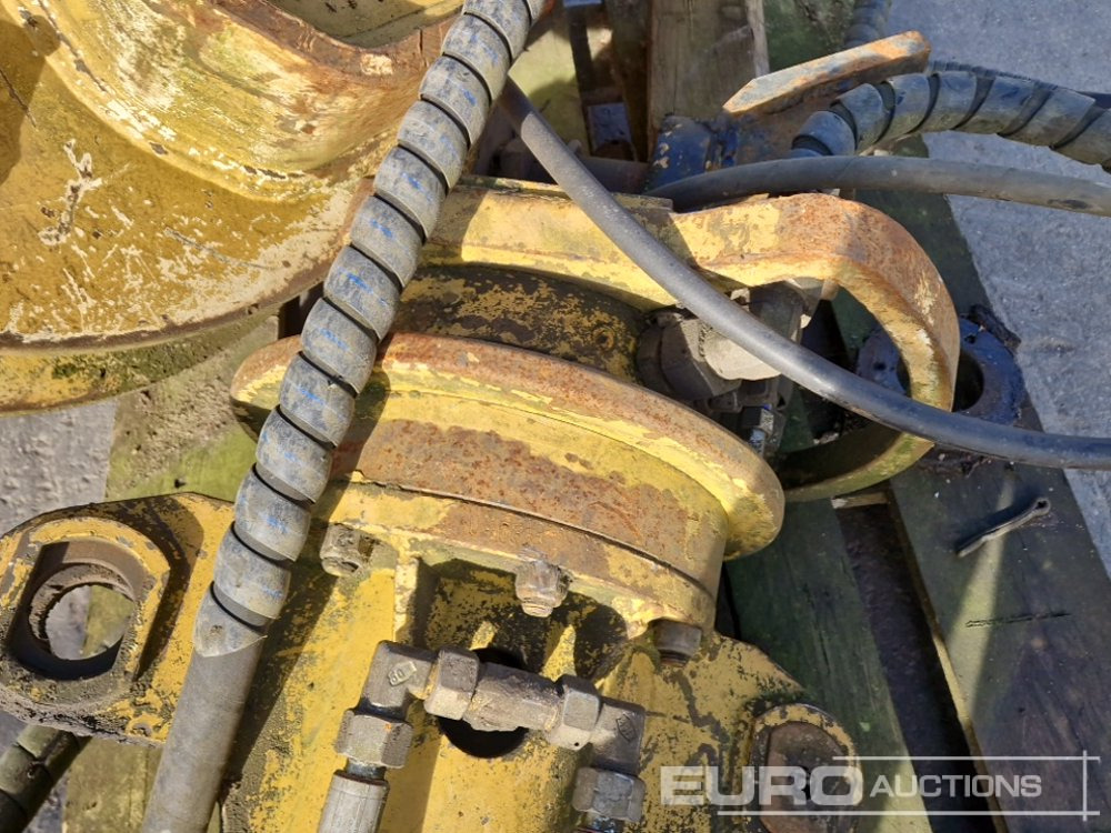 Hydraulic Rotating Attatchment, Adapter Plate - Навесное оборудование для Экскаваторов: фото 5 Hydraulic Rotating Attatchment, Adapter Plate - Навесное оборудование для Экскаваторов: фото 5