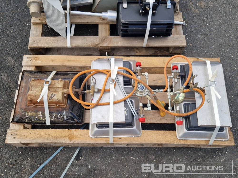 Строительное оборудование Pallets of Lamps (2 of): фото 6