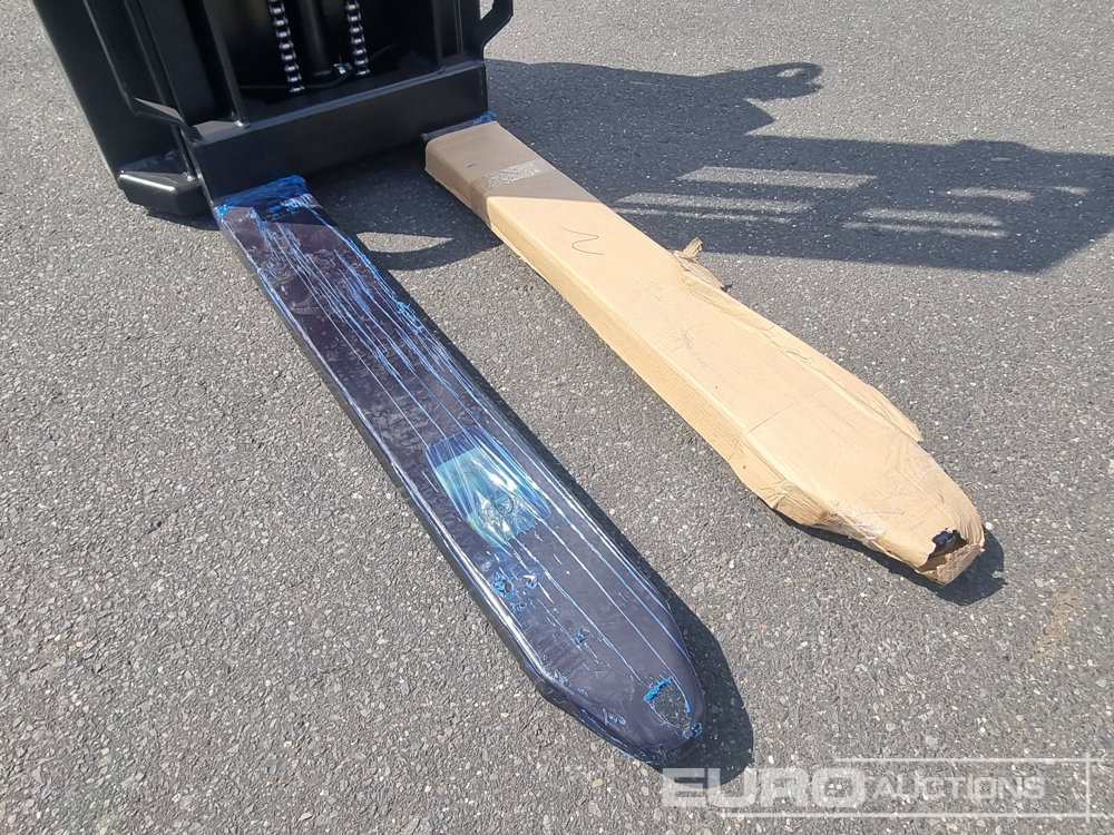 Unused Walk Behind Electric Pallet Truck, 1200Kg, 1.6m Lifting Height - Погрузочно-разгрузочная техника: фото 5 Unused Walk Behind Electric Pallet Truck, 1200Kg, 1.6m Lifting Height - Погрузочно-разгрузочная техника: фото 5