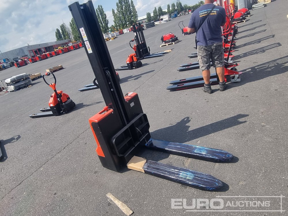 Unused Walk Behind Electric Pallet Truck, 1200Kg, 2.5m Lifting Height - Погрузочно-разгрузочная техника: фото 4 Unused Walk Behind Electric Pallet Truck, 1200Kg, 2.5m Lifting Height - Погрузочно-разгрузочная техника: фото 4