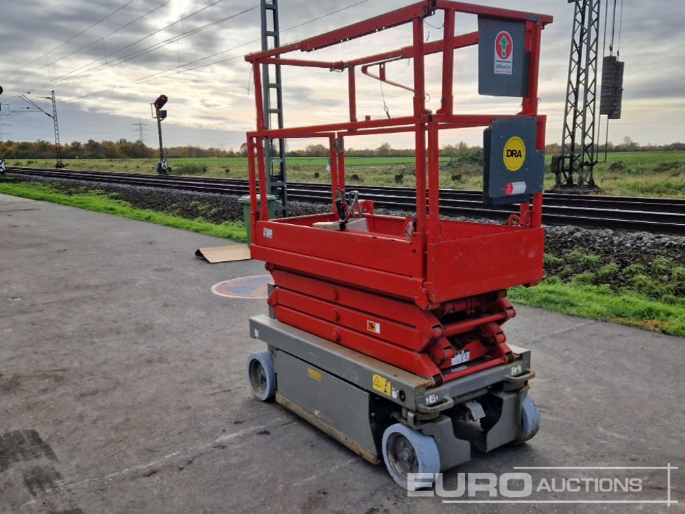 SkyJack Electric Scissor Lift - Ножничный подъемник: фото 4 SkyJack Electric Scissor Lift - Ножничный подъемник: фото 4