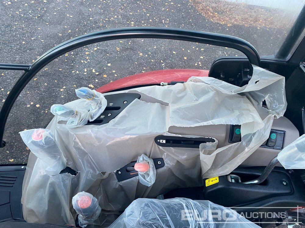 Unused 2025 CaseIH Farmhall 75A - Трактор: фото 4 Unused 2025 CaseIH Farmhall 75A - Трактор: фото 4