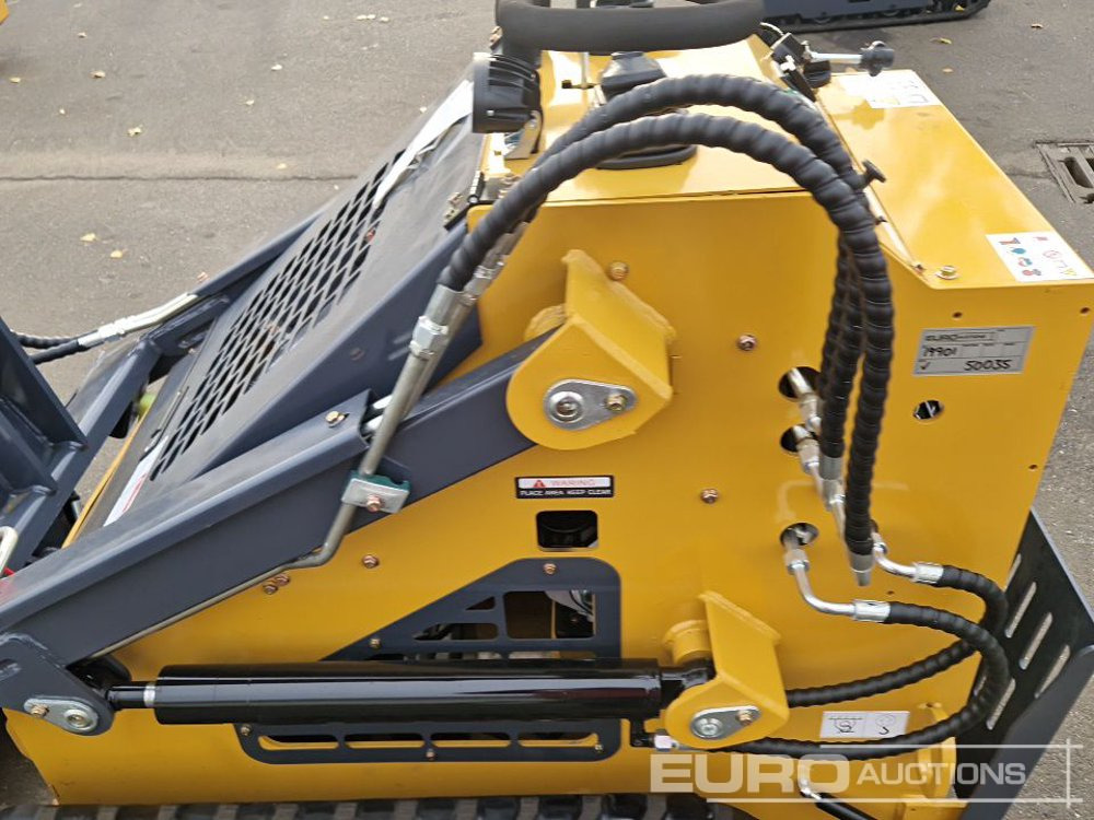 Мини-погрузчик с бортовым поворотом Unused 2025 Infront YF380: фото 11