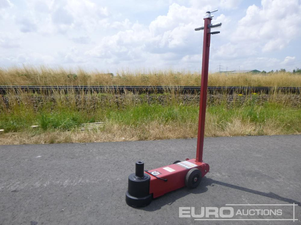 Unused PNEUMATIC-JACK 80TON Air Hydraulic Jack - Строительное оборудование: фото 1 Unused PNEUMATIC-JACK 80TON Air Hydraulic Jack - Строительное оборудование: фото 1