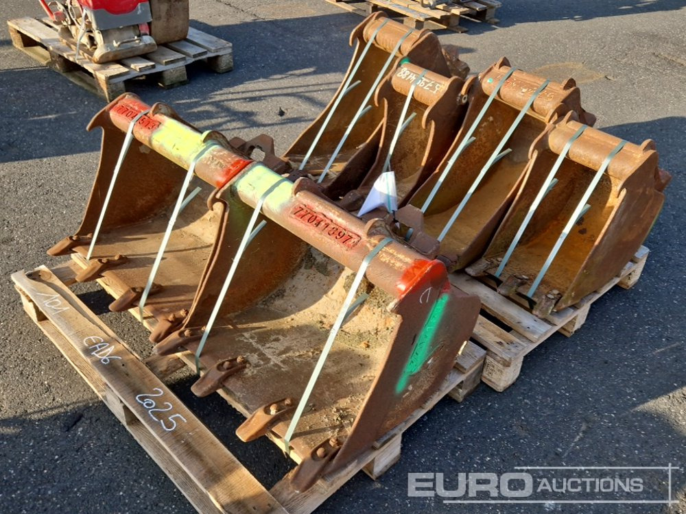 Various Digging Buckets, ARDEN to suit 2-5 Ton Excavator (6 of) - Ковш: фото 1 Various Digging Buckets, ARDEN to suit 2-5 Ton Excavator (6 of) - Ковш: фото 1