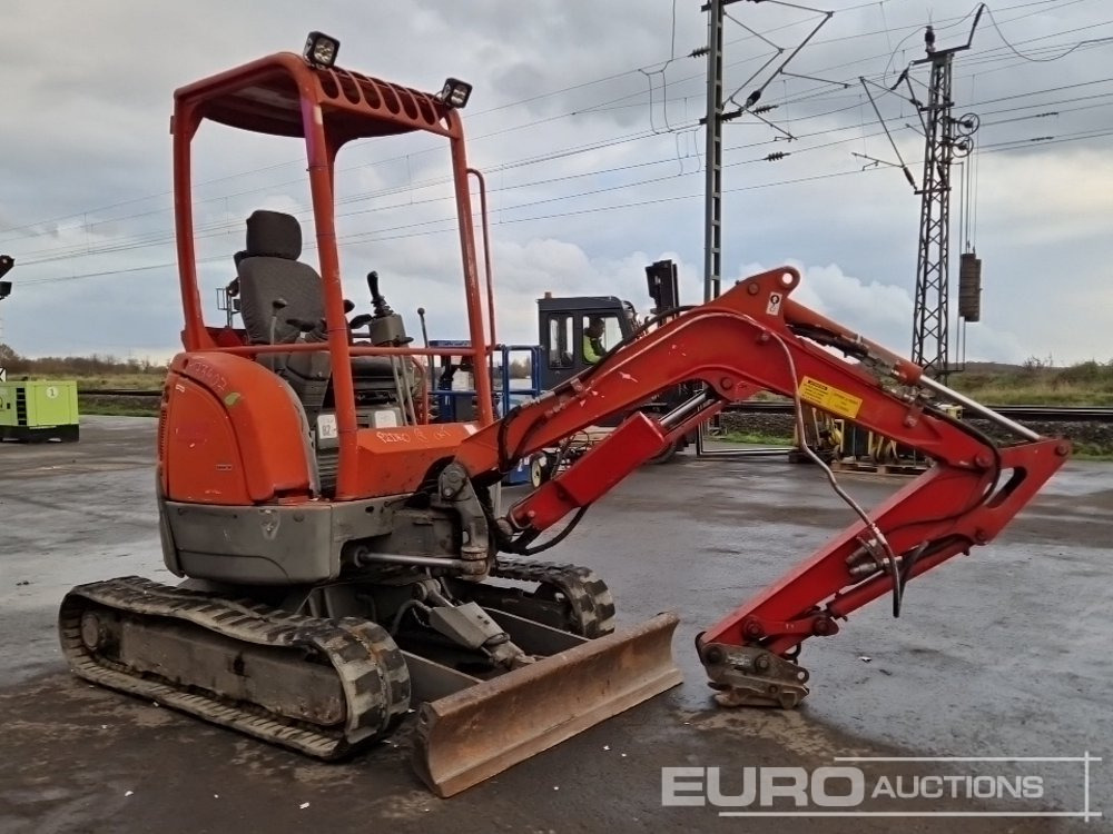 Yanmar ViO20-4 - Мини-экскаватор: фото 4 Yanmar ViO20-4 - Мини-экскаватор: фото 4