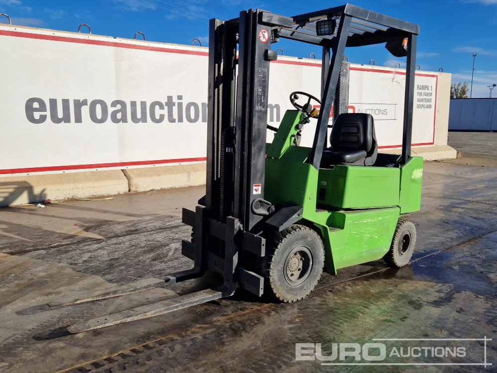 2010 Clark DPM15 - Вилочный погрузчик: фото 1 2010 Clark DPM15 - Вилочный погрузчик: фото 1