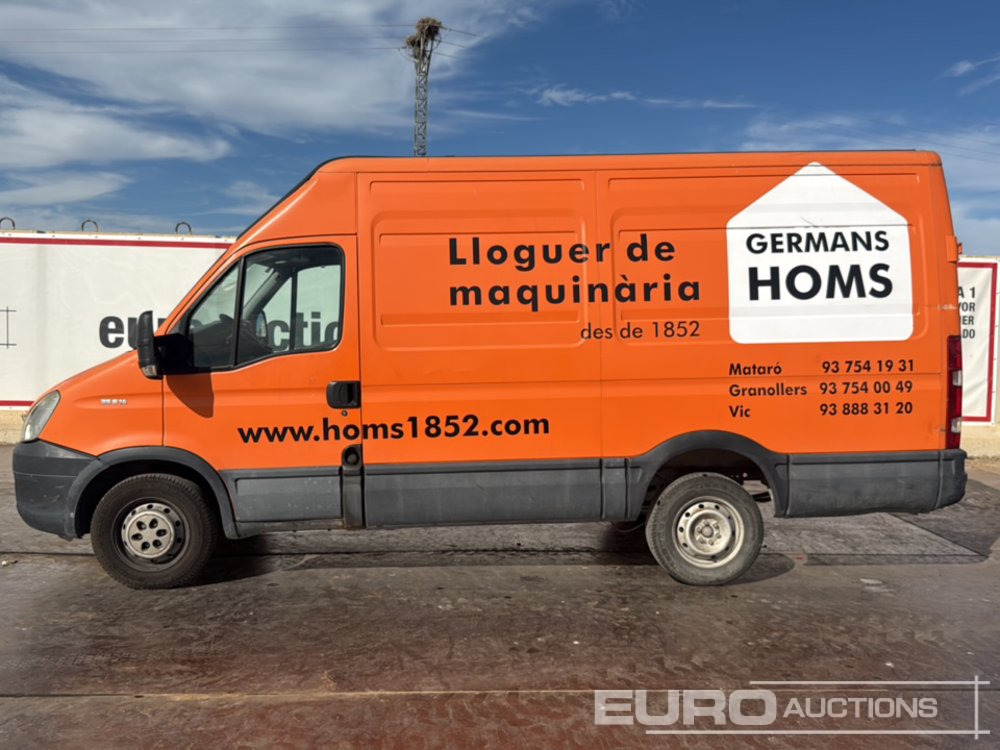 2012 Iveco Daily 35 S14 - Цельнометаллический фургон: фото 2 2012 Iveco Daily 35 S14 - Цельнометаллический фургон: фото 2