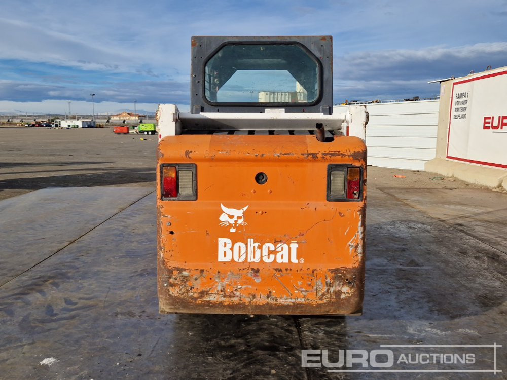 Bobcat 553 - Мини-погрузчик с бортовым поворотом: фото 4 Bobcat 553 - Мини-погрузчик с бортовым поворотом: фото 4