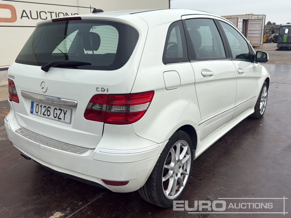 Mercedes Benz B180 CDI - Легковой автомобиль: фото 5 Mercedes Benz B180 CDI - Легковой автомобиль: фото 5