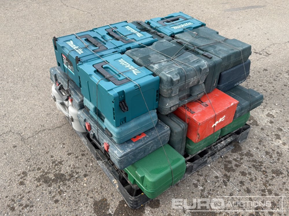 Pallet of Assorted Empty Case for Makita & Bosch - Строительное оборудование: фото 3 Pallet of Assorted Empty Case for Makita & Bosch - Строительное оборудование: фото 3