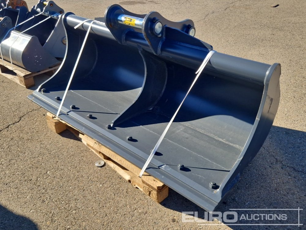 Strickland DB-13 - Ковш: фото 1 Strickland DB-13 - Ковш: фото 1