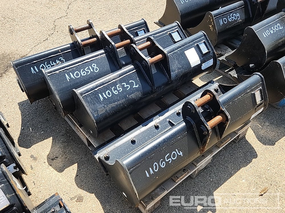 Unused Yanmar G02R-0900-6096 - Ковш: фото 1 Unused Yanmar G02R-0900-6096 - Ковш: фото 1