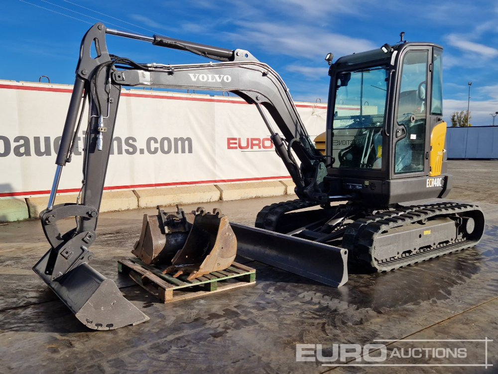 Volvo ECR48C - Мини-экскаватор: фото 1 Volvo ECR48C - Мини-экскаватор: фото 1