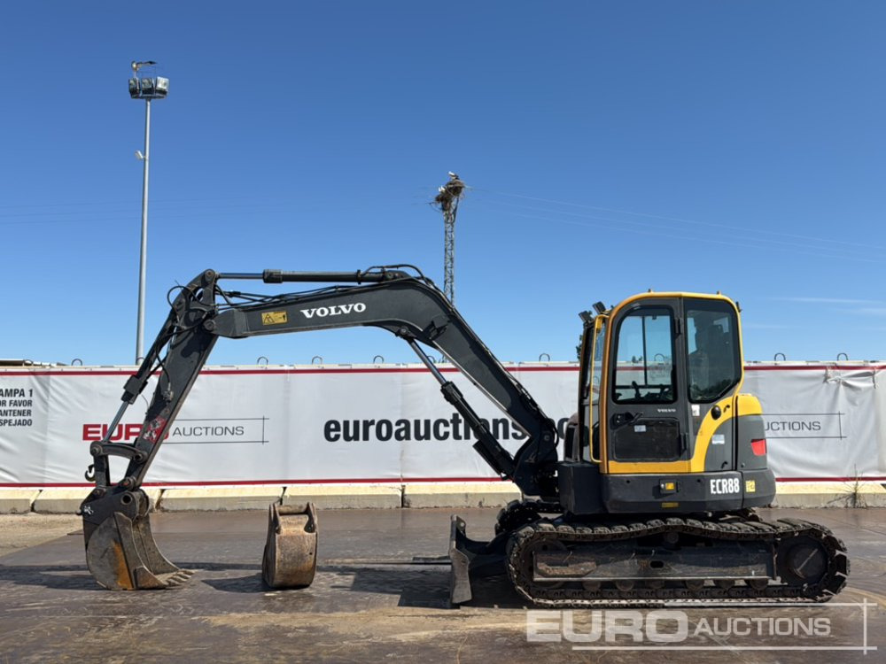 Volvo ECR88 - Мини-экскаватор: фото 2 Volvo ECR88 - Мини-экскаватор: фото 2