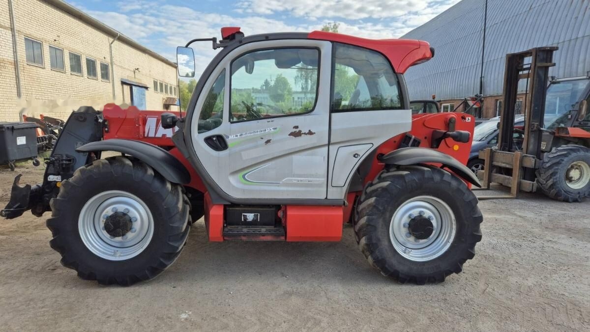 Manitou MANITOU MLT840 - Телескопический погрузчик: фото 3 Manitou MANITOU MLT840 - Телескопический погрузчик: фото 3