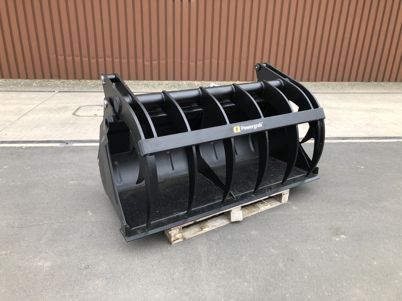Alö Powergrab S 185 EURO - Фронтальный погрузчик для трактора: фото 1 Alö Powergrab S 185 EURO - Фронтальный погрузчик для трактора: фото 1
