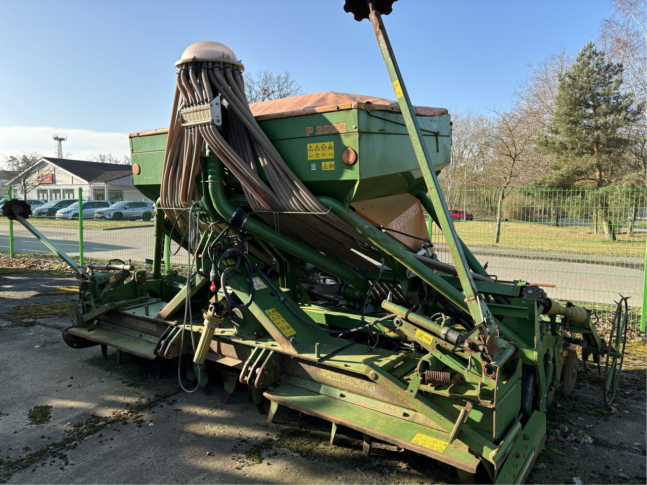 Amazone AD-P Super 4m auf KG 405 - Сеялка: фото 1 Amazone AD-P Super 4m auf KG 405 - Сеялка: фото 1
